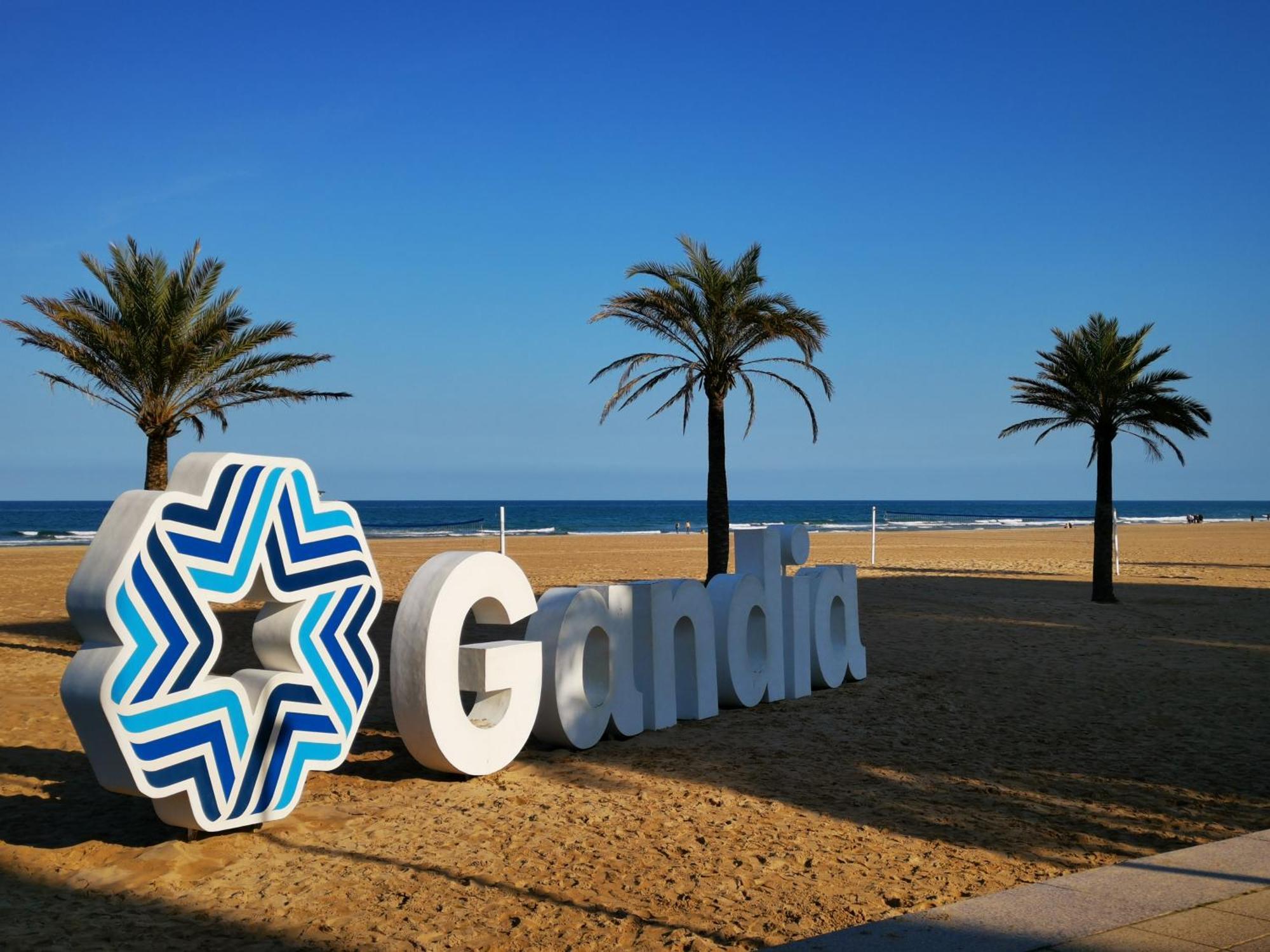 Apartamento Ana Maria Playa De Gandia Solo Familias Esterno foto