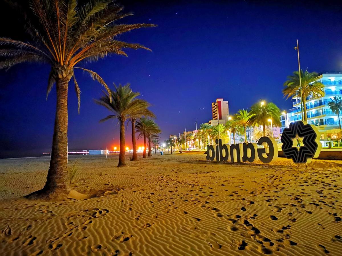 Apartamento Ana Maria Playa De Gandia Solo Familias Esterno foto